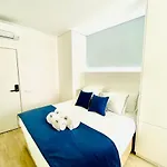 Gloria 10 Deluxe Bed and Breakfast Lisboa